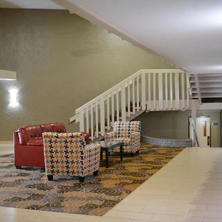 Days Inn By Wyndham Clive - West Des Moines Extérieur photo